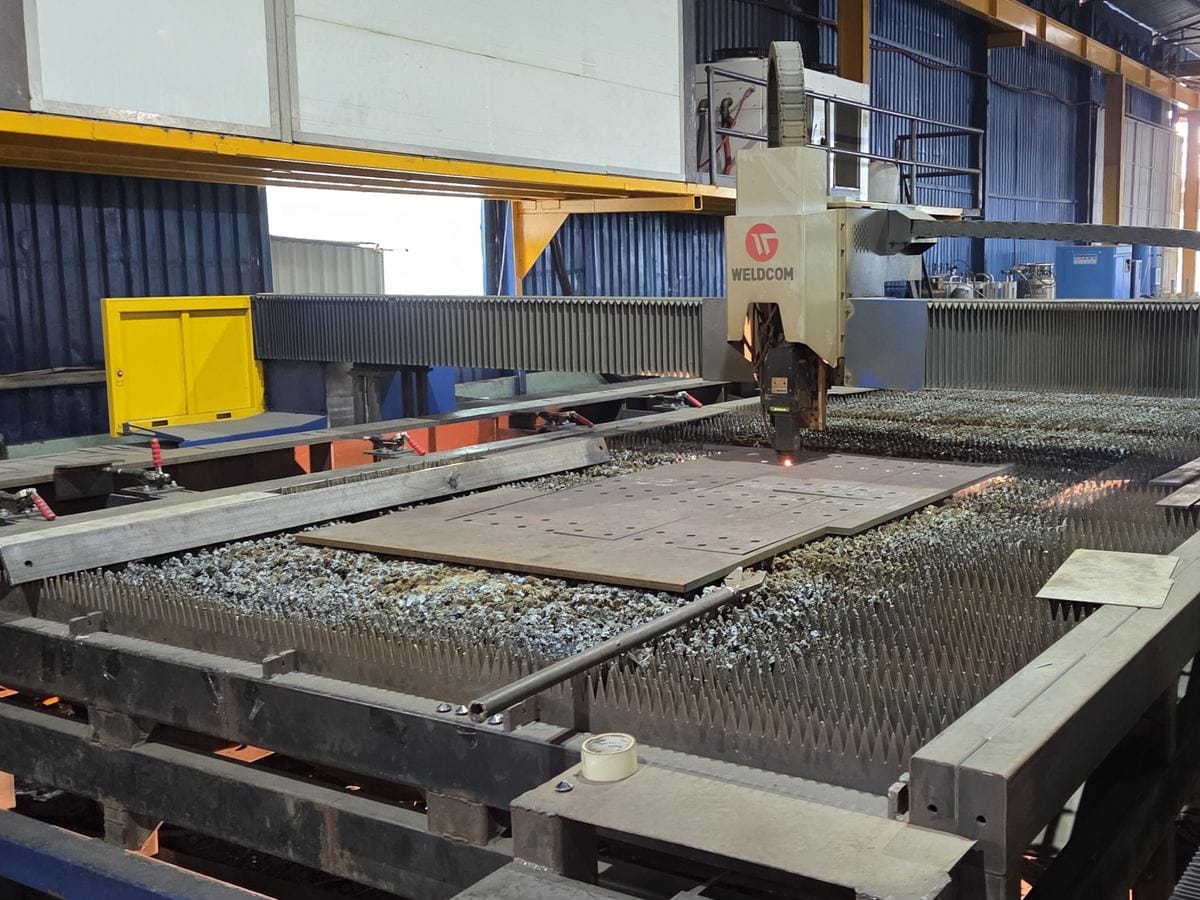Laser cutting